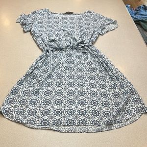 LOFT dress size L blue and white never worn wear with or without bow